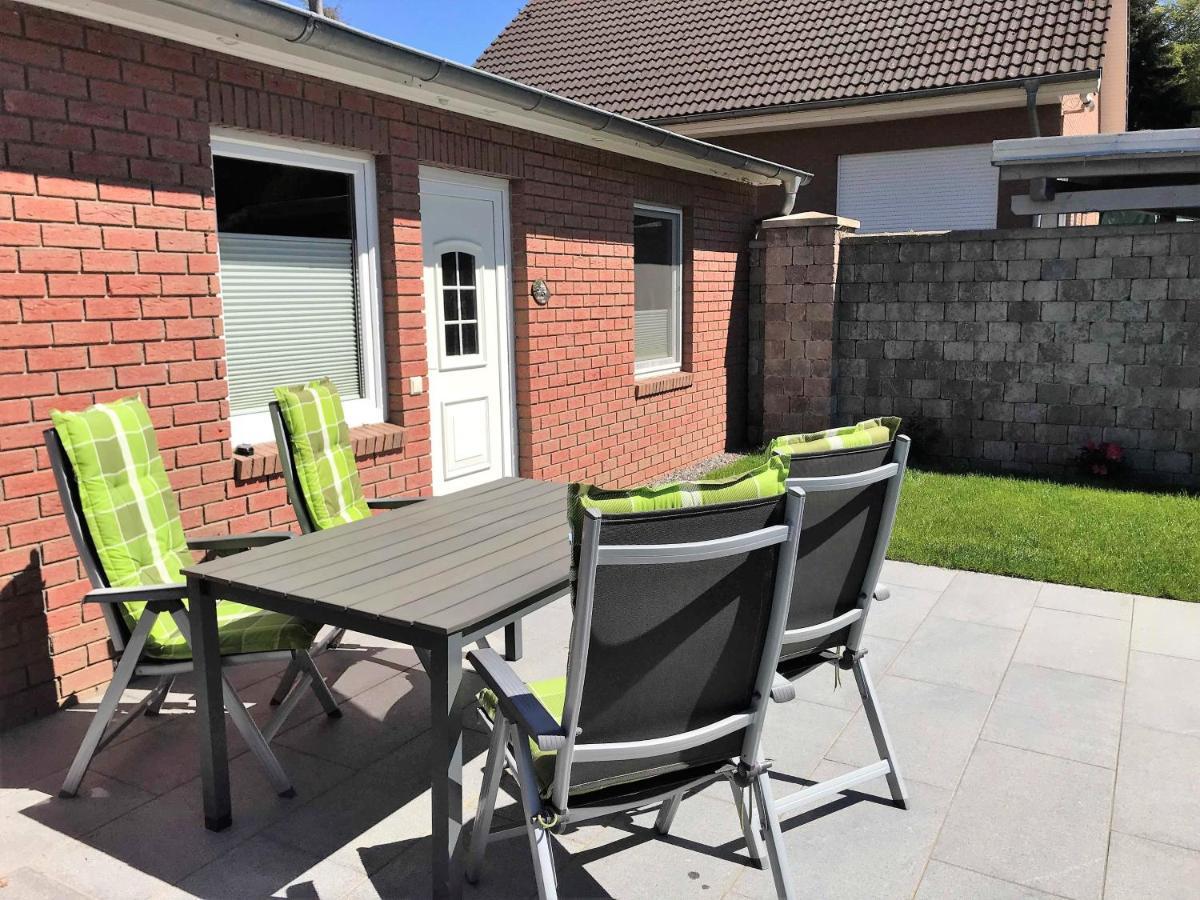 Ferienhaus Sellin Exterior photo